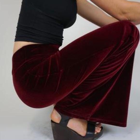 Quintessential Hippie | Velvet Bell Bottoms - Picture 6 of 7